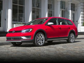 Used 2017 Volkswagen Golf Alltrack S image 1