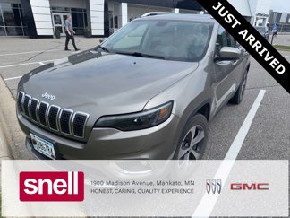 Used 2019 Jeep Cherokee Limited w/ Luxury Group image 1