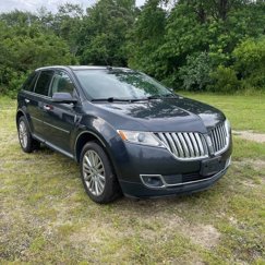Used 2013 Lincoln MKX AWD image 1