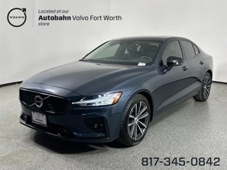 Used 2022 Volvo S60 B5 Momentum w/ Premium Package image 1