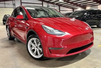 Used 2021 Tesla Model Y Long Range image 1