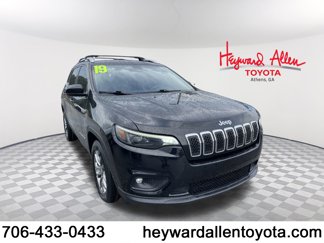 Used 2019 Jeep Cherokee Latitude Plus w/ Comfort/Convenience Group image 1