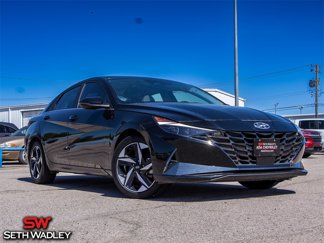 Used 2023 Hyundai Elantra Limited image 1