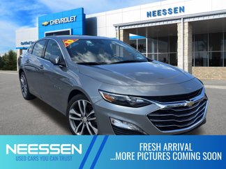 Used 2023 Chevrolet Malibu LT image 1