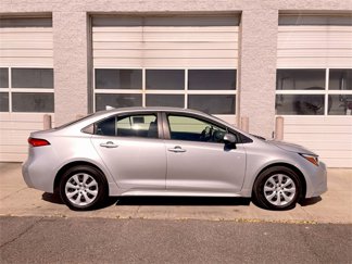 Used 2024 Toyota Corolla LE image 1