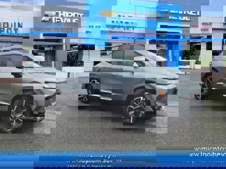 New 2025 Chevrolet Equinox EV LT image 1
