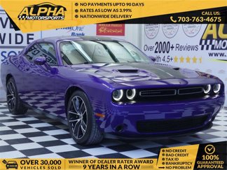 Used 2018 Dodge Challenger SXT w/ Performance Handling Group image 1
