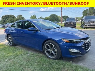 Used 2023 Chevrolet Malibu LT image 1