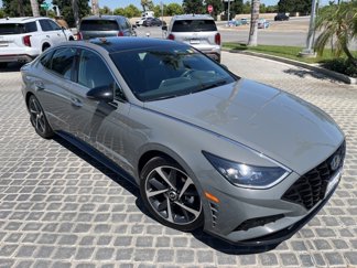Used 2022 Hyundai Sonata SEL Plus w/ Cargo Package image 1