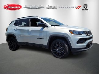 New 2025 Jeep Compass Latitude w/ Convenience Group image 1