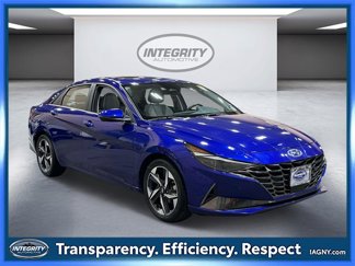 Used 2022 Hyundai Elantra Limited w/ Cargo Package image 1