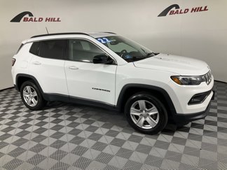 Certified 2022 Jeep Compass Latitude image 1
