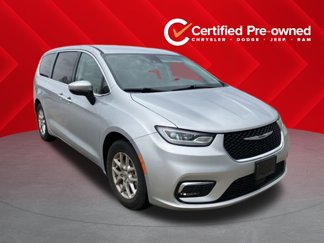 Certified 2023 Chrysler Pacifica Touring-L image 1