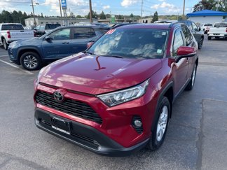 Used 2021 Toyota RAV4 XLE w/ Convenience Package image 1