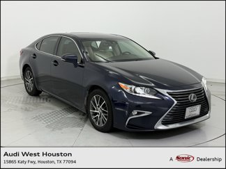 Used 2017 Lexus ES 350 image 1