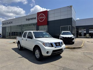Used 2018 Nissan Frontier SV image 1