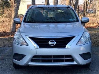 Used 2015 Nissan Versa SV image 1