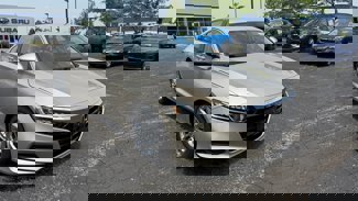 Used 2018 Honda Accord LX image 1