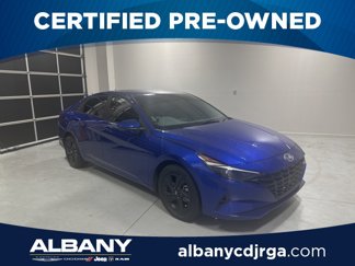 Used 2023 Hyundai Elantra SEL image 1