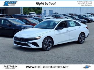 New 2025 Hyundai Elantra Sport image 1