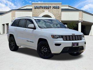 Used 2020 Jeep Grand Cherokee Altitude image 1
