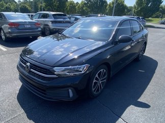 Used 2023 Volkswagen Jetta Sport image 1