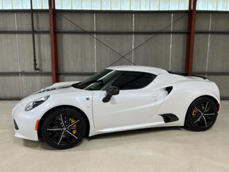 Used 2018 Alfa Romeo 4C Coupe w/ Coupe Track Package 2 image 1