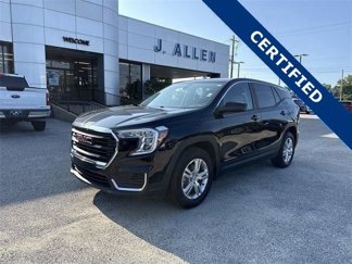 Used 2024 GMC Terrain SLE image 1
