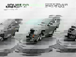Used 2022 Chrysler Pacifica Limited image 1