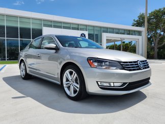 Used 2012 Volkswagen Passat 3.6 SEL Premium image 1