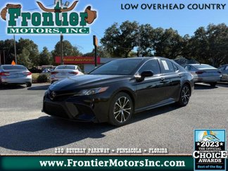 Used 2020 Toyota Camry SE image 1