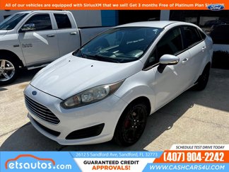 Used 2015 Ford Fiesta SE image 1