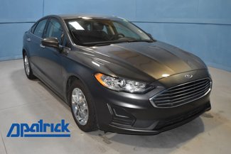 Used 2020 Ford Fusion SE image 1