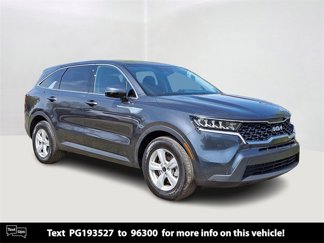 Certified 2023 Kia Sorento LX image 1