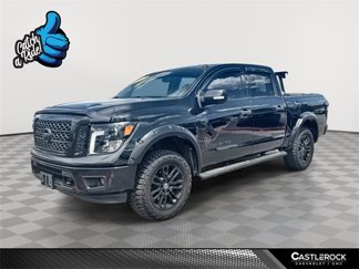 Used 2018 Nissan Titan SV w/ SV Convenience Package image 1