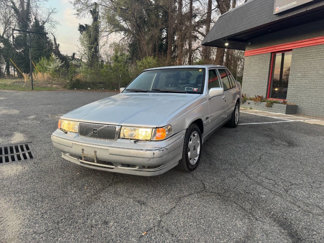 Used 1998 Volvo S90 image 1