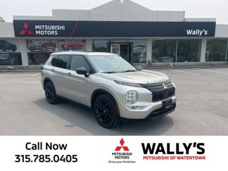 Used 2022 Mitsubishi Outlander SEL Black Edition image 1