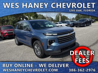 Used 2025 Chevrolet Traverse LT image 1