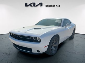 Used 2019 Dodge Challenger SXT w/ Plus Package image 1