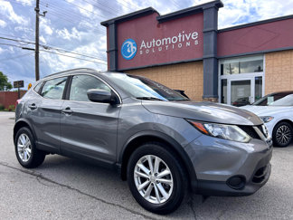Used 2017 Nissan Rogue Sport SV image 1
