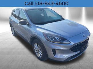Used 2022 Ford Escape SE image 1
