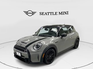 Used 2022 MINI Cooper S image 1