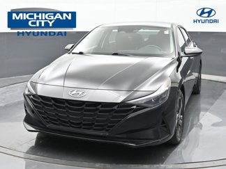 Used 2021 Hyundai Elantra Blue image 1