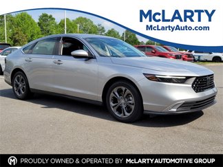 Used 2023 Honda Accord EX image 1