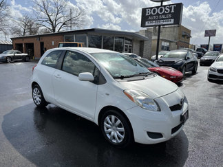 Used 2010 Toyota Yaris 2-Door Hatchback image 1