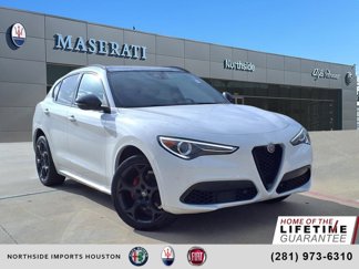 Used 2022 Alfa Romeo Stelvio Veloce image 1