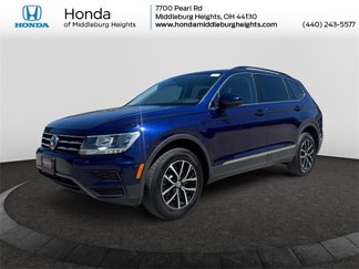 Used 2021 Volkswagen Tiguan SE w/ Panoramic Sunroof Package image 1
