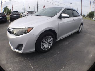Used 2012 Toyota Camry image 1
