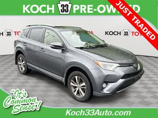 Used 2018 Toyota RAV4 XLE image 1