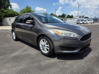 Used 2016 Ford Focus SE image 1
